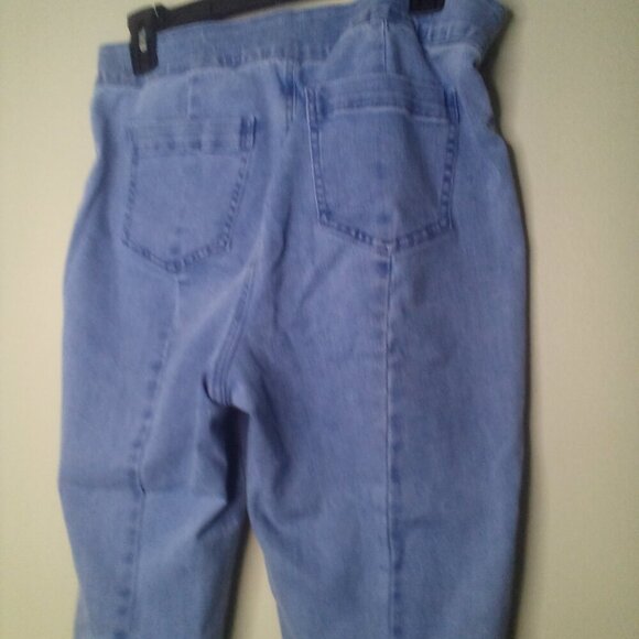 Nic + Zoe jeans 10 Women Demi Boot Pull On Elastic Waist Light Wash Blue - Picture 3 of 14